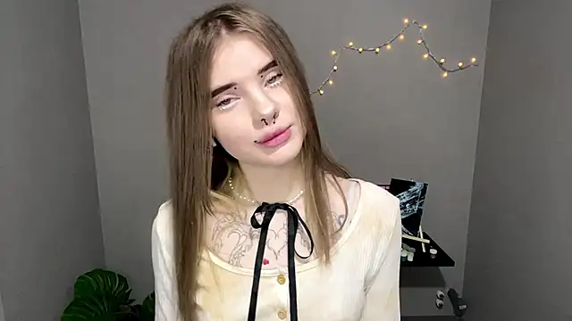 CarolinePepper online show from 14, 3, 2025
