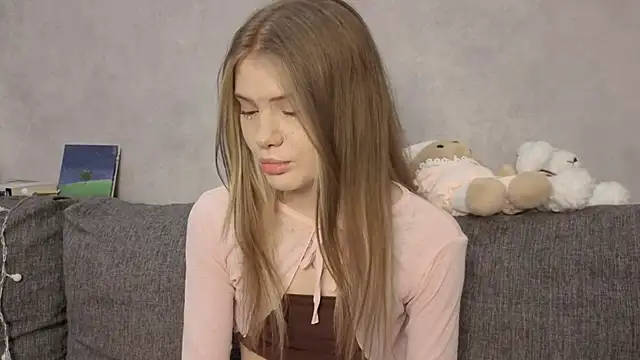 CarolinePepper online show from 3, 7, 2026