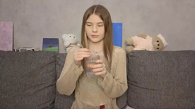 Snapshot of CarolinePepper chatting on 22, 5, 2026 CarolinePepper online show from 22, 5, 2026