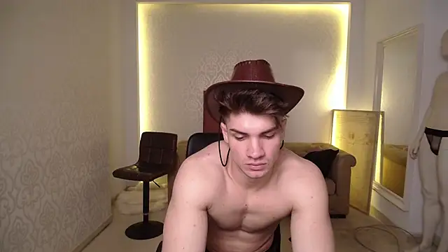 MaxKaiden online show from 25, 2, 2025