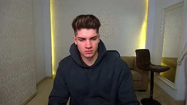 MaxKaiden online show from 6, 2, 2026