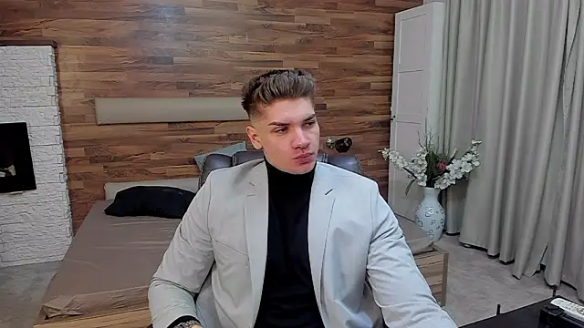 MaxKaiden online show from 21, 3, 2026