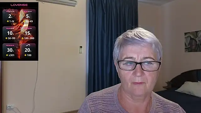 Sandra Snowflake online show from 22, 10, 2025