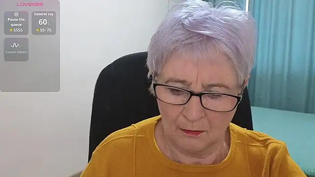 Sandra Snowflake online show from 22, 11, 2025