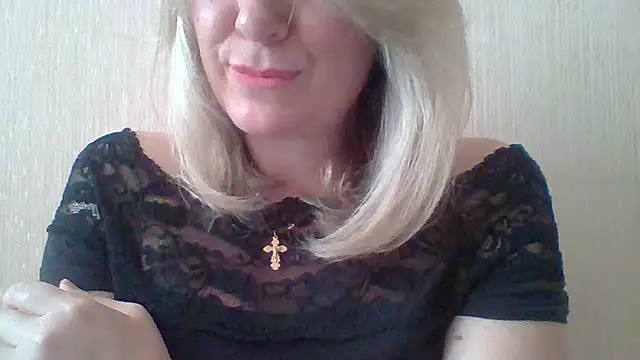 Snapshot of Mary888x chatting on 18, 12, 2025 Mary888x online show from 18, 12, 2025
