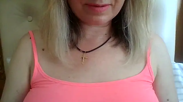 Snapshot of Mary888x chatting on 16, 6, 2026 Mary888x online show from 16, 6, 2026