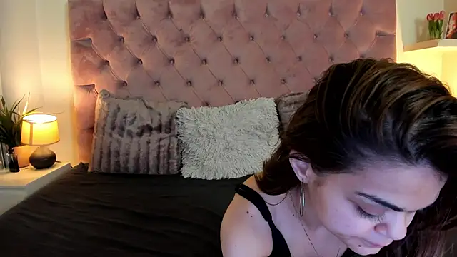 MaiaMini online show from 3, 3, 2025
