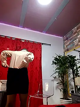 Snapshot of DashaSousaa chatting on 19, 11, 2025 DashaSousaa online show from 19, 11, 2025