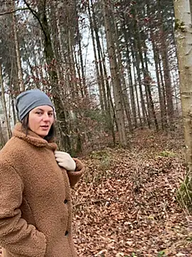 Snapshot of AvaFlowers6 chatting on 23, 11, 2025 AvaFlowers6 online show from 23, 11, 2025