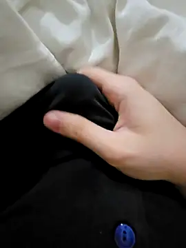 Snapshot of skiciyunis chatting on 4, 11, 2025 skiciyunis online show from 4, 11, 2025