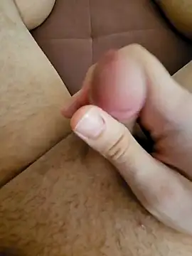 Snapshot of skiciyunis chatting on 24, 10, 2025 skiciyunis online show from 24, 10, 2025