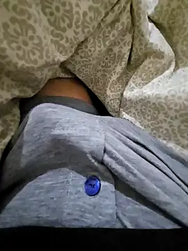 Snapshot of skiciyunis chatting on 18, 11, 2025 skiciyunis online show from 18, 11, 2025