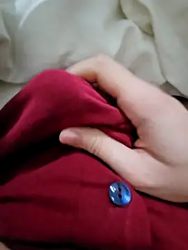 Snapshot of skiciyunis chatting on 12, 11, 2025 skiciyunis online show from 12, 11, 2025