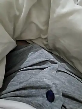 Snapshot of skiciyunis chatting on 7, 11, 2025 skiciyunis online show from 7, 11, 2025