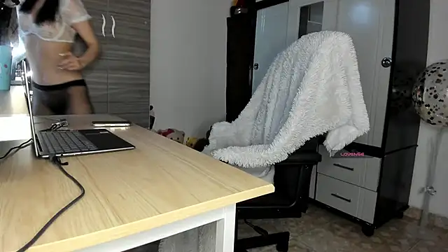 MollyCraft online show from 2, 12, 2025