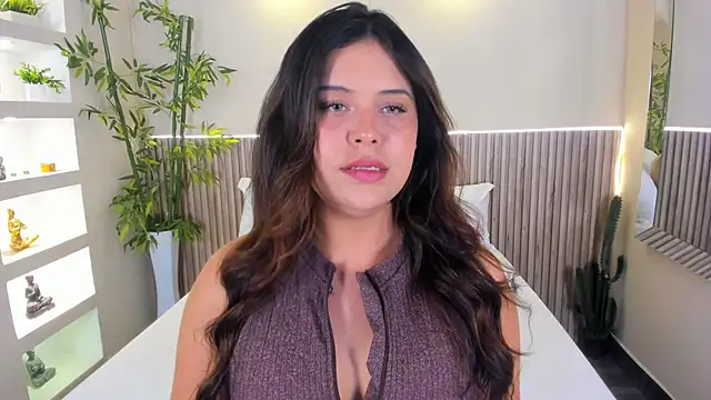 Snapshot of GeorginaReyes chatting on 25, 5, 2026 GeorginaReyes online show from 25, 5, 2026