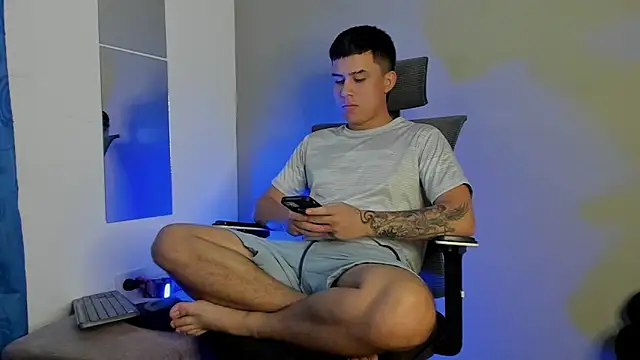 mattiwsmorris  online show from 15, 11, 2025