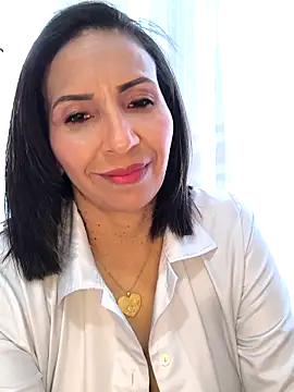 Snapshot of Mrsvictoriaaa chatting on 29, 10, 2025 Mrsvictoriaaa online show from 29, 10, 2025