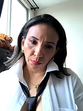 Mrsvictoriaaa online show from 8, 3, 2025
