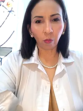 Snapshot of Mrsvictoriaaa chatting on 26, 10, 2025 Mrsvictoriaaa online show from 26, 10, 2025