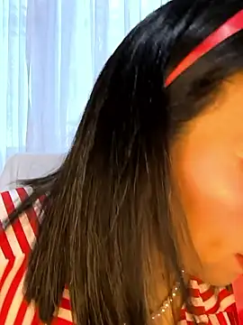 Mrsvictoriaaa online show from 5, 12, 2025