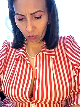 Mrsvictoriaaa online show from 16, 2, 2026