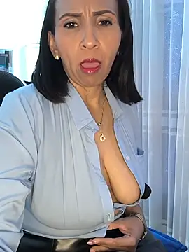 Mrsvictoriaaa online show from 12, 7, 2026