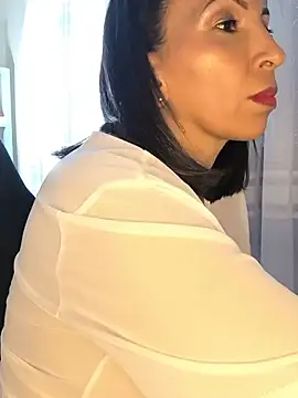 Mrsvictoriaaa online show from 19, 7, 2026