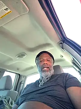 Snapshot of KingSlim56 chatting on 13, 10, 2025 KingSlim56 online show from 13, 10, 2025