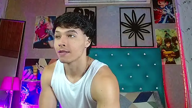 Snapshot of LiamAndrewzz chatting on 7, 6, 2026 LiamAndrewzz online show from 7, 6, 2026