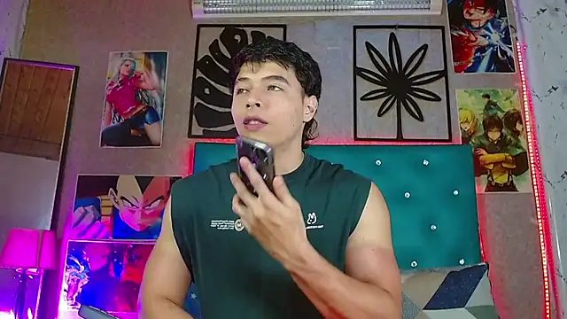 LiamAndrewzz online show from 22, 4, 2026