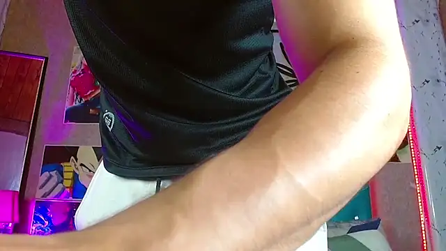 LiamAndrewzz online show from 28, 2, 2026