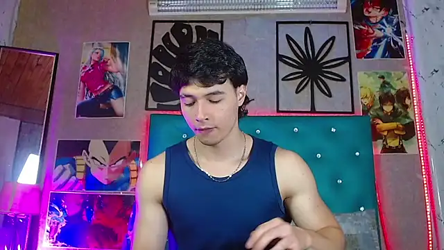 Snapshot of LiamAndrewzz chatting on 17, 5, 2026 LiamAndrewzz online show from 17, 5, 2026
