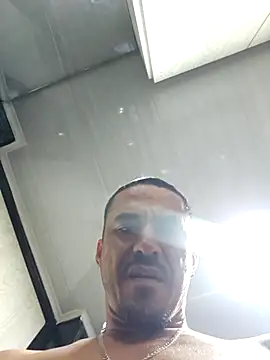 Iuver online show from 9, 2, 2026