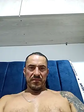 Iuver online show from 18, 4, 2026