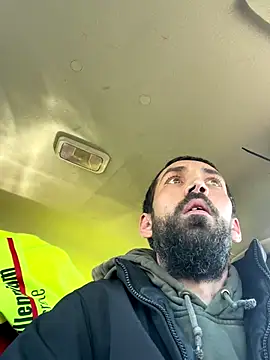 QueenM3 online show from 27, 10, 2025