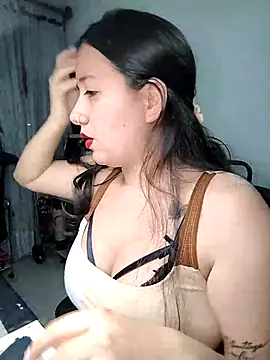 sweetie  annieee online show from 2, 11, 2025