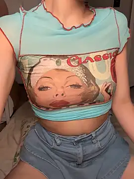 skybeatrice7 online show from 27, 2, 2025