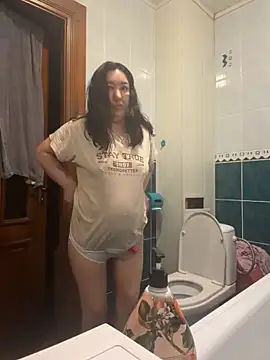 Snapshot of Naughtbaby_2025 chatting on 10, 6, 2026 Naughtbaby 2025 online show from 10, 6, 2026