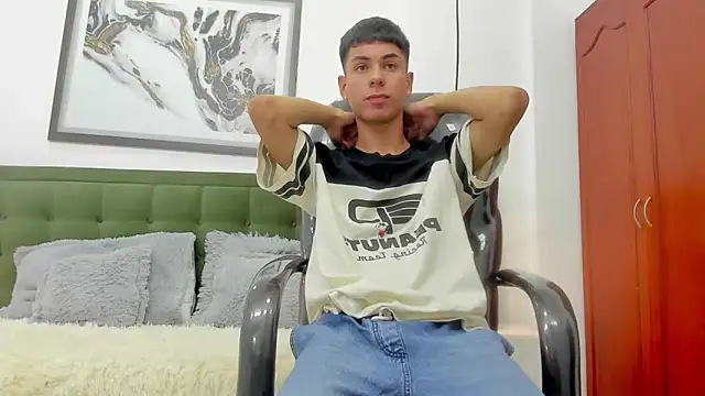 Johann sex online show from 17, 4, 2026