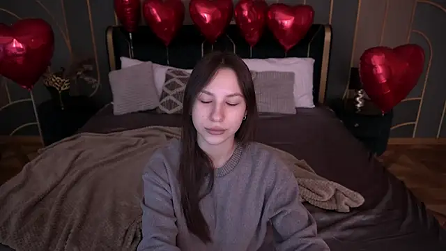 PaigePrado online show from 11, 2, 2026