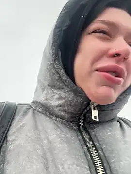 AlishaPrettyBlade online show from 15, 2, 2026