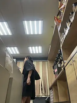 AlishaPrettyBlade online show from 18, 12, 2025