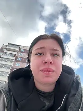 AlishaPrettyBlade online show from 11, 2, 2026