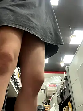 AlishaPrettyBlade online show from 9, 11, 2025