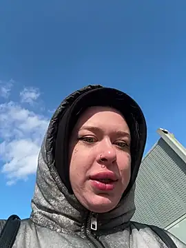 AlishaPrettyBlade online show from 12, 2, 2026