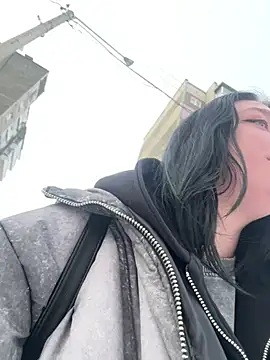 AlishaPrettyBlade online show from 9, 2, 2026