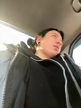 AlishaPrettyBlade online show from 7, 3, 2026