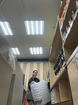 AlishaPrettyBlade online show from 16, 12, 2025