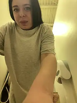AlishaPrettyBlade online show from 25, 2, 2025